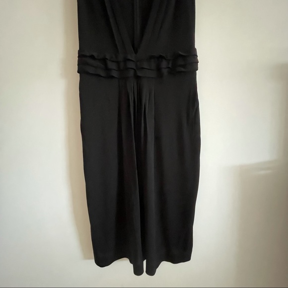 St. John couture black sleeveless dress w/plunge neckline - Picture 3 of 14
